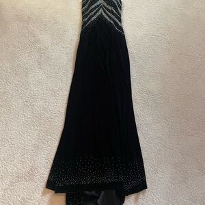 Elegant Black Evening Gown